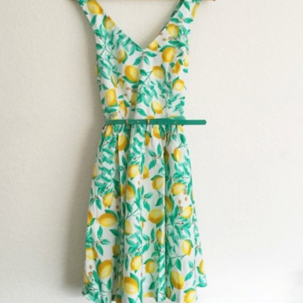 NWOT Elle Lemon Belted Dress with Cross Back